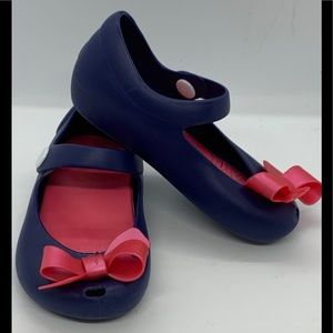 Happy Shoes Blue with Pink Bow sz 7